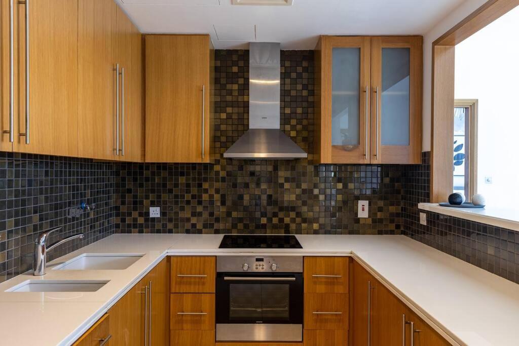 Dubai Marina, Two Bedrooms Apartment With Full Marina View Екстер'єр фото